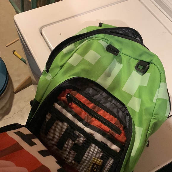 Mind craft back pack - Picture 2 of 4